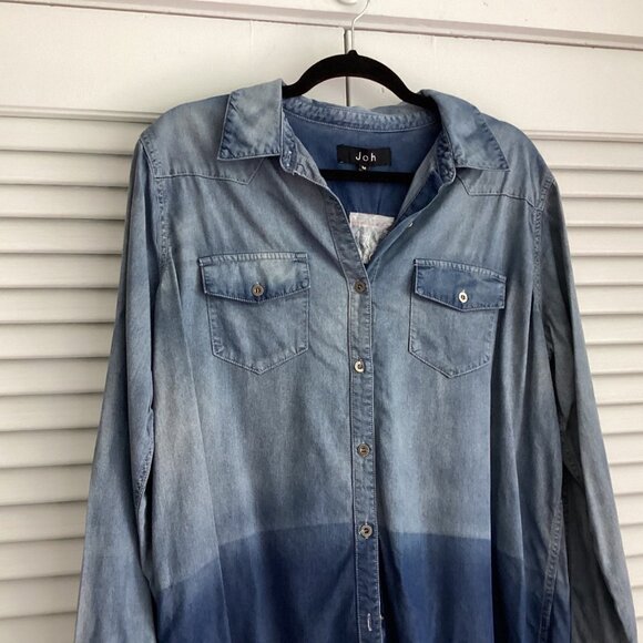 New Joh Chambray Tencel Denim Ombre Button Up Shirt Size Medium - Picture 9 of 11